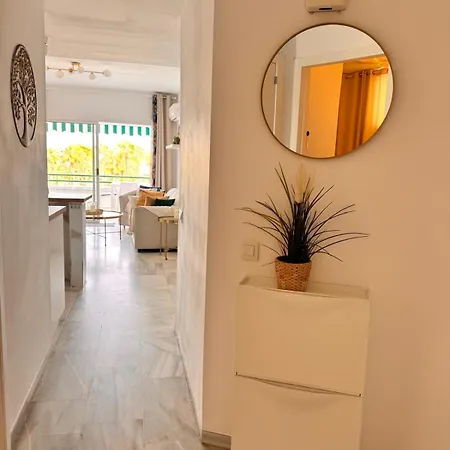 Palm Breeze Retreat - La Caleta 아파트