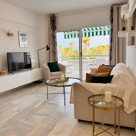 Palm Breeze Retreat - La Caleta * 아데제