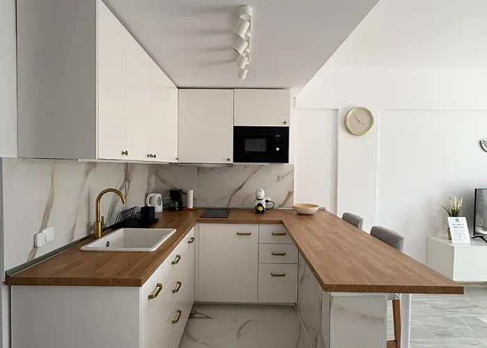 Palm Breeze Retreat - La Caleta Lägenhet *