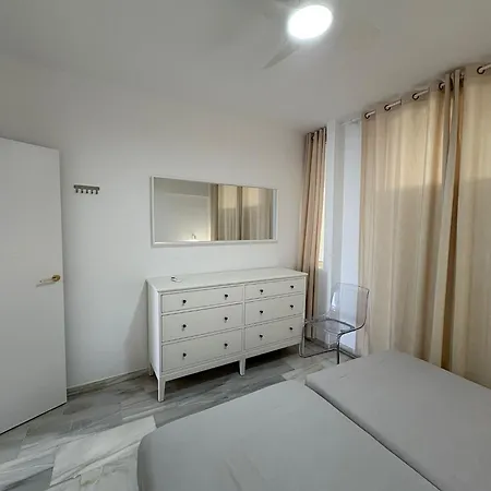 Palm Breeze Retreat - La Caleta * 阿德耶